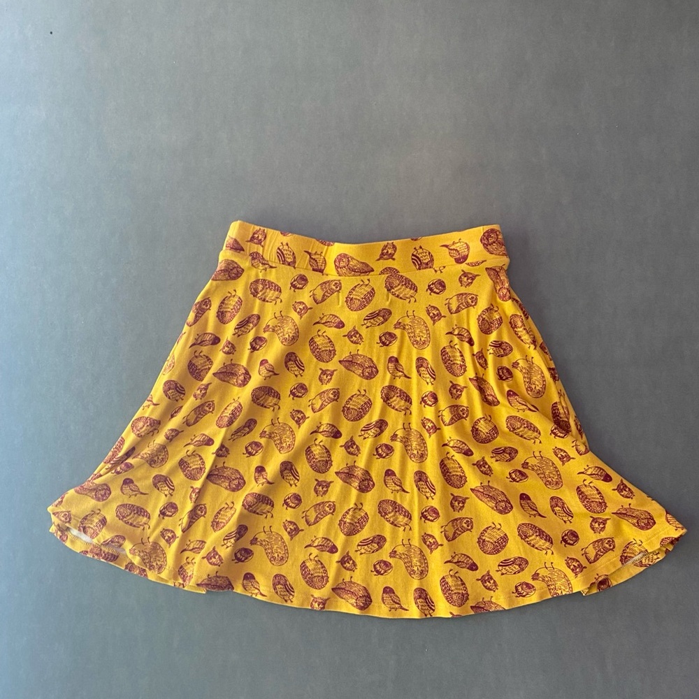 ModCloth Skirt Women’s Small Yellow Knit When In Wonderland Owl Print